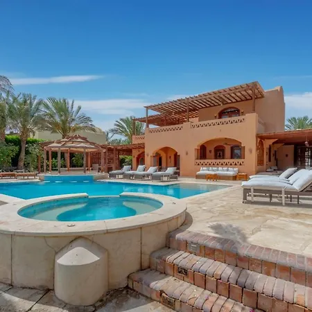 6Br Villa In North Golf El Gouna Private Pool Lagoon Guest House